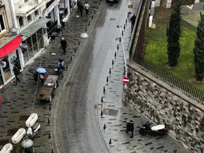 İstanbul Geneli Tarihi Meydanlar Bakım, Onarım ve Çevre Düzenleme İnşaatı