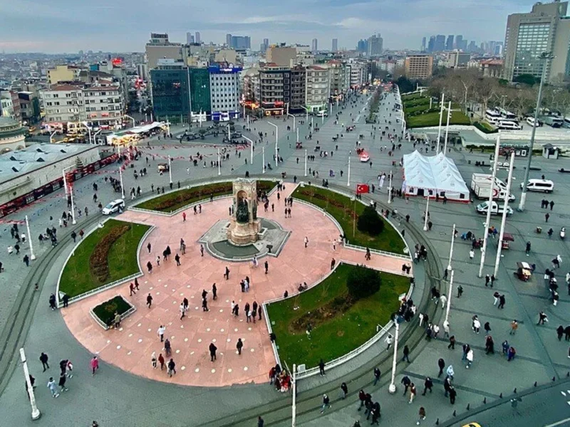 Taksim Meydanı Çevre Düzenleme İnşaatı